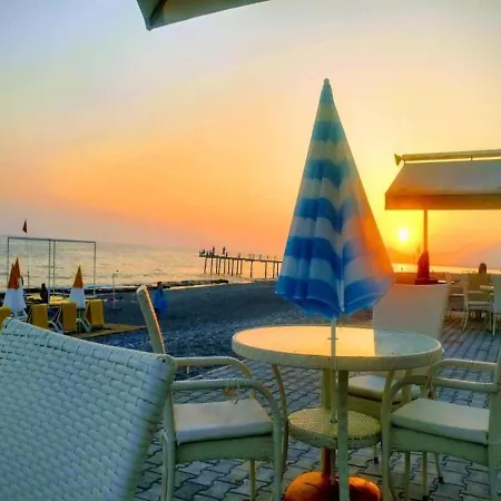 Moda Marine Lägenhet Alanya